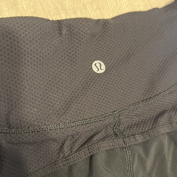 Lululemon shorts - Picture 3 of 4